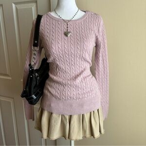 SO ADORABLE baby pink cable knit sweater with the cutest buttons on the shoulder